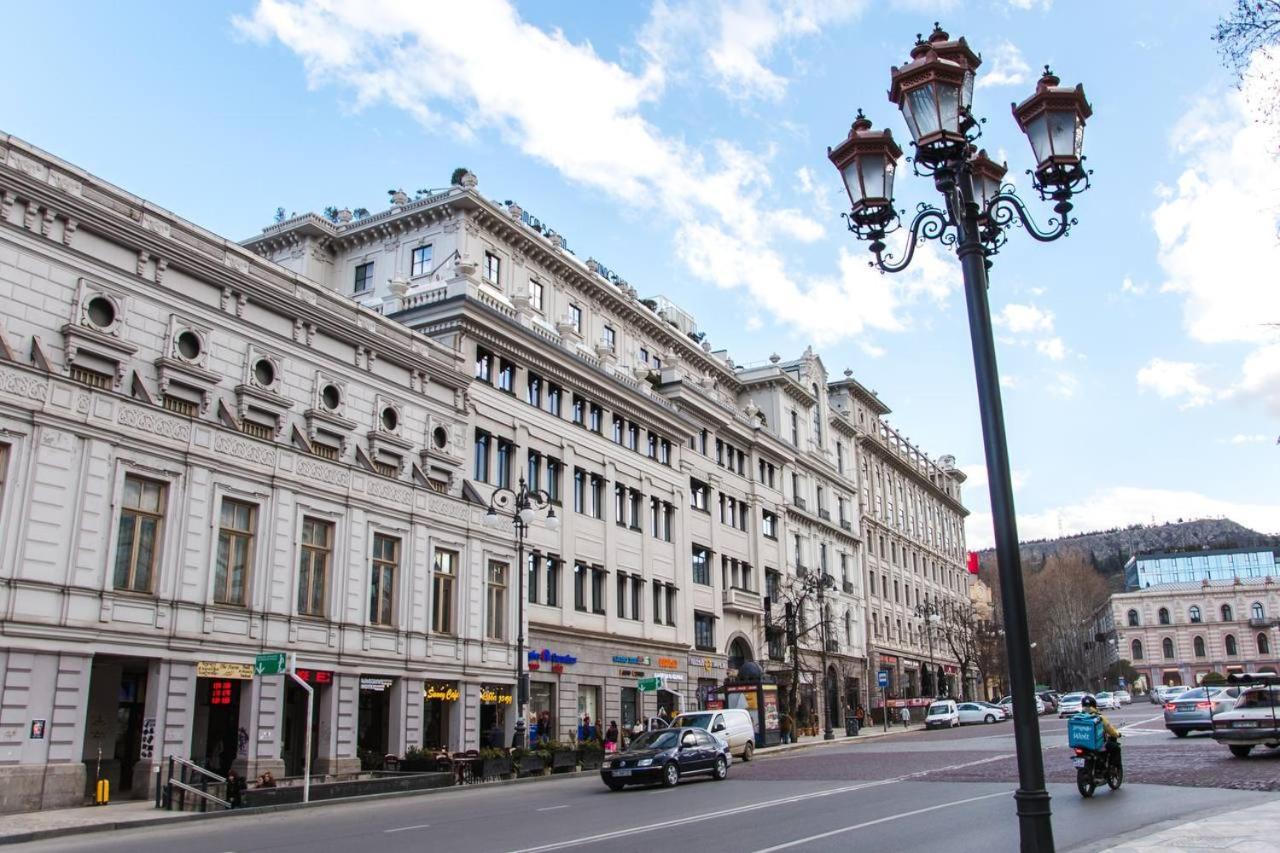 Zharuma Caravan Tbilisi Exterior foto